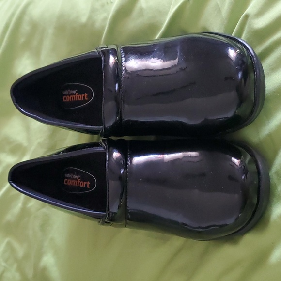 6.5 slip resistant - Picture 3 of 7